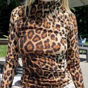 Leopard Print Long-Sleeve